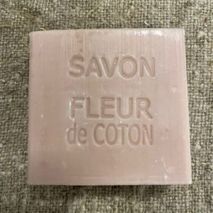 Coton zeep in kraftdoosje