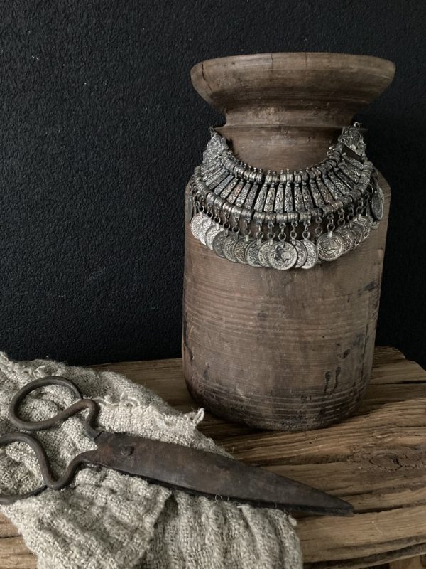 Nepalese pot met kruikketting